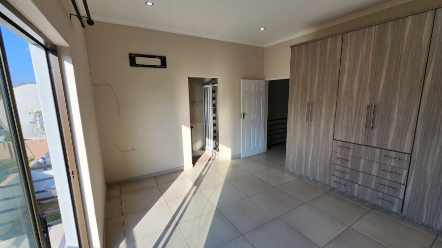 To Let 3 Bedroom Property for Rent in Cashan North West